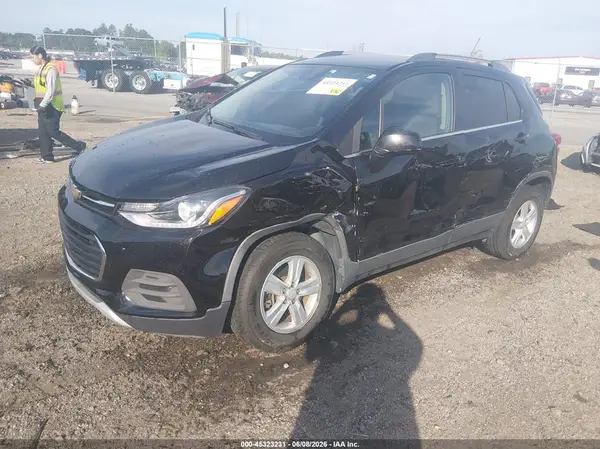 3GNCJPSB7HL181881 2017 CHEVROLET TRAX - Image 2
