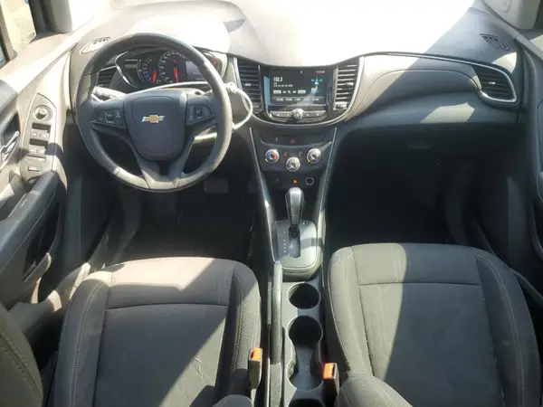 3GNCJPSB7HL247734 2017 CHEVROLET TRAX - Image 8