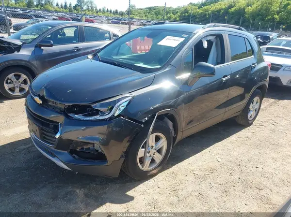 3GNCJPSB7HL255624 2017 CHEVROLET TRAX - Image 2