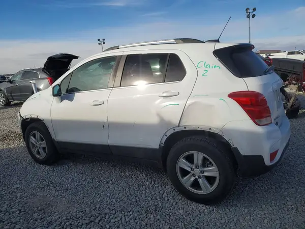 3GNCJPSB7HL268079 2017 CHEVROLET TRAX - Image 2