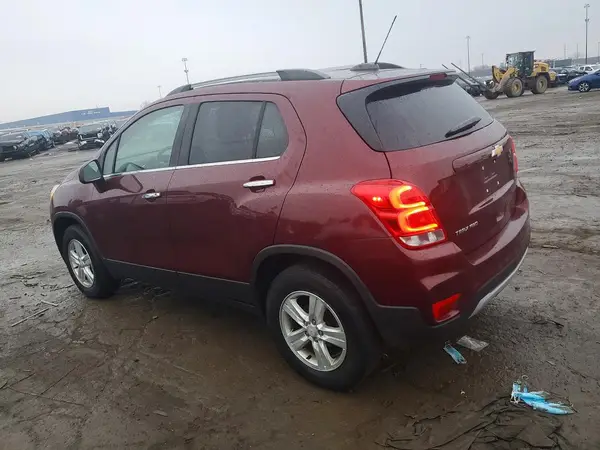 3GNCJPSB7HL268762 2017 CHEVROLET TRAX - Image 2