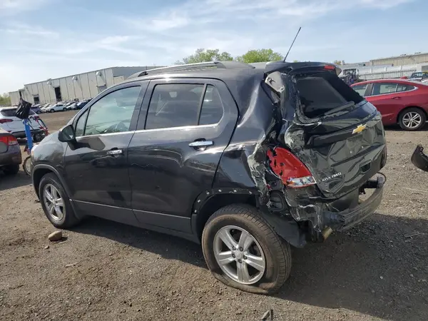 3GNCJPSB7JL258870 2018 CHEVROLET TRAX - Image 2