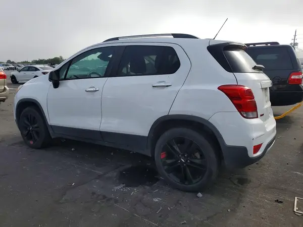 3GNCJPSB7JL279153 2018 CHEVROLET TRAX - Image 2