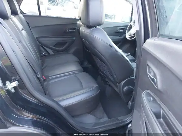 3GNCJPSB7JL319084 2018 CHEVROLET TRAX - Image 8