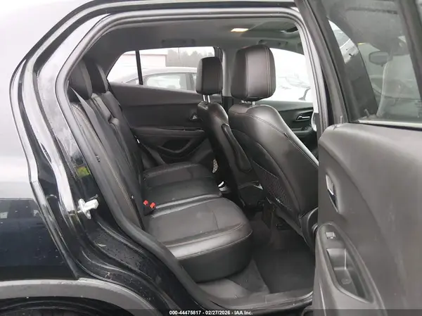 3GNCJPSB7JL320476 2018 CHEVROLET TRAX - Image 8