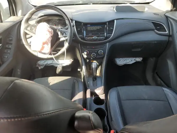3GNCJPSB7JL360377 2018 CHEVROLET TRAX - Image 8