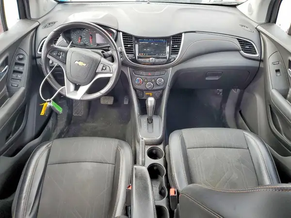 3GNCJPSB7JL367832 2018 CHEVROLET TRAX - Image 8