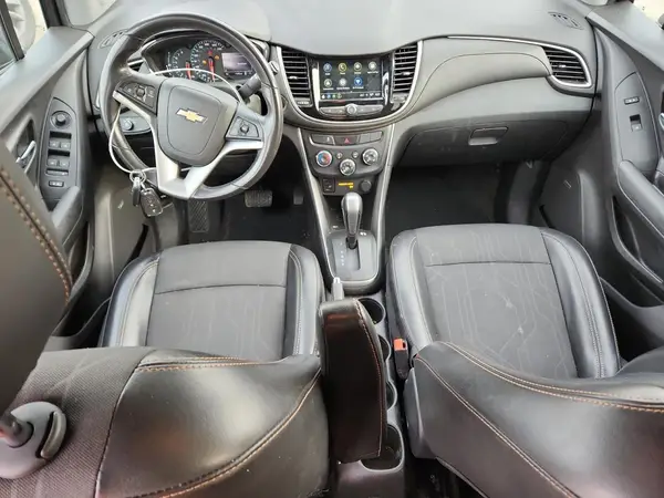 3GNCJPSB7JL369323 2018 CHEVROLET TRAX - Image 8