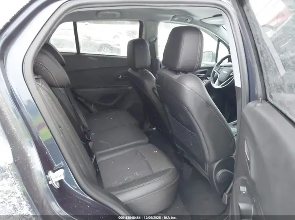 3GNCJPSB7JL405978 2018 CHEVROLET TRAX - Image 8
