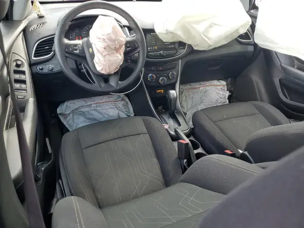 3GNCJPSB7JL418181 2018 CHEVROLET TRAX - Image 8
