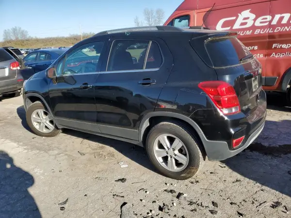 3GNCJPSB7KL132185 2019 CHEVROLET TRAX - Image 2
