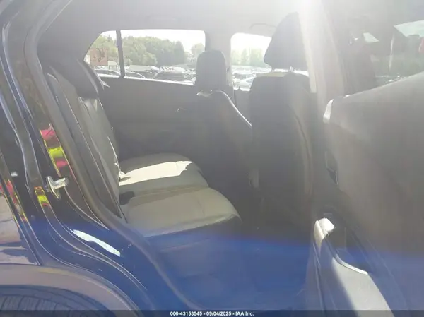 3GNCJPSB7KL155501 2019 CHEVROLET TRAX - Image 8