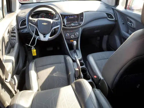 3GNCJPSB7KL196114 2019 CHEVROLET TRAX - Image 8