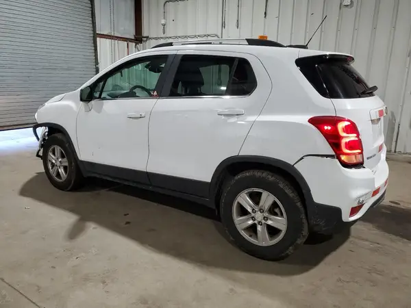 3GNCJPSB7KL214594 2019 CHEVROLET TRAX - Image 2