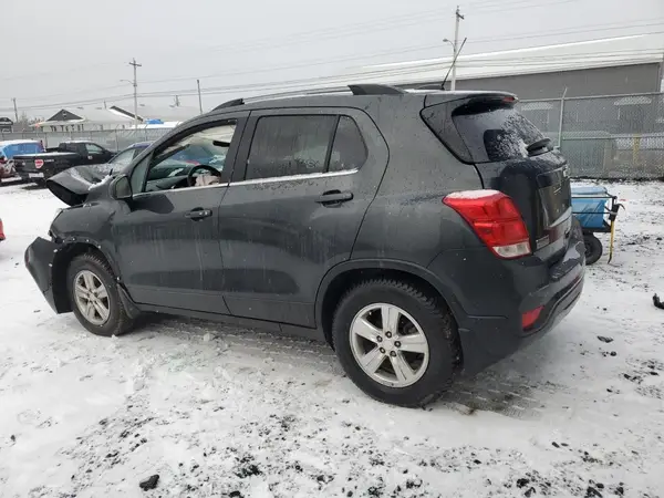 3GNCJPSB7KL239270 2019 CHEVROLET TRAX - Image 2
