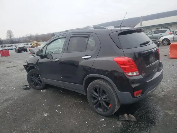 3GNCJPSB7KL253170 2019 CHEVROLET TRAX - Image 2