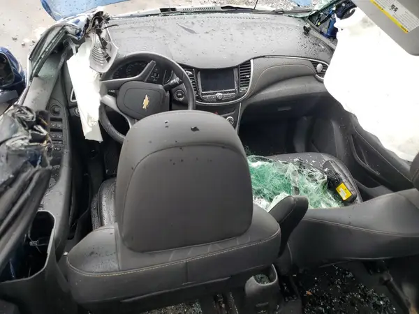3GNCJPSB7KL255808 2019 CHEVROLET TRAX - Image 8