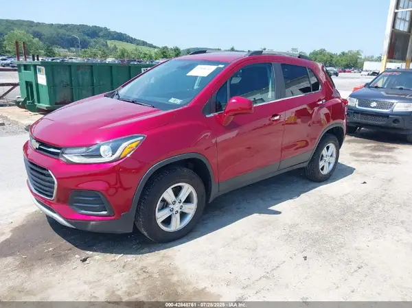 3GNCJPSB7KL257087 2019 CHEVROLET TRAX - Image 2