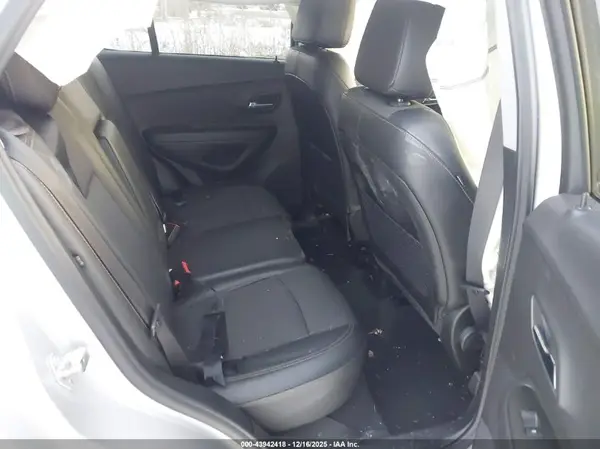 3GNCJPSB7KL260121 2019 CHEVROLET TRAX - Image 8