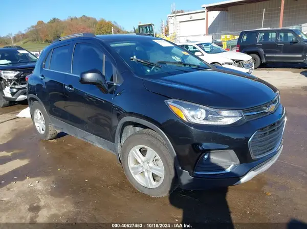 3GNCJPSB7KL275377 2019 CHEVROLET TRAX - Image 1
