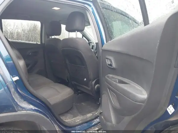 3GNCJPSB7LL118708 2020 CHEVROLET TRAX - Image 8