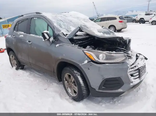 3GNCJPSB7LL156052 2020 CHEVROLET TRAX - Image 1