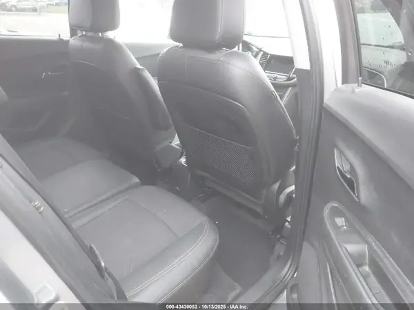 3GNCJPSB7LL178892 2020 CHEVROLET TRAX - Image 8