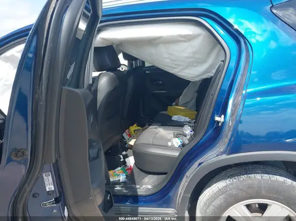 3GNCJPSB7LL190623 2020 CHEVROLET TRAX - Image 8