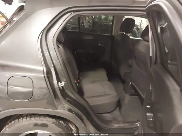 3GNCJPSB7LL198267 2020 CHEVROLET TRAX - Image 8
