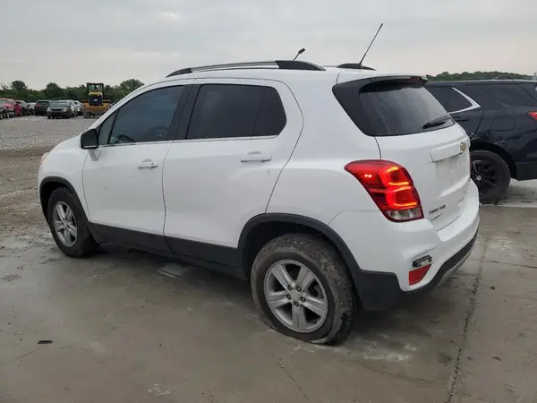 3GNCJPSB7LL262744 2020 CHEVROLET TRAX - Image 2
