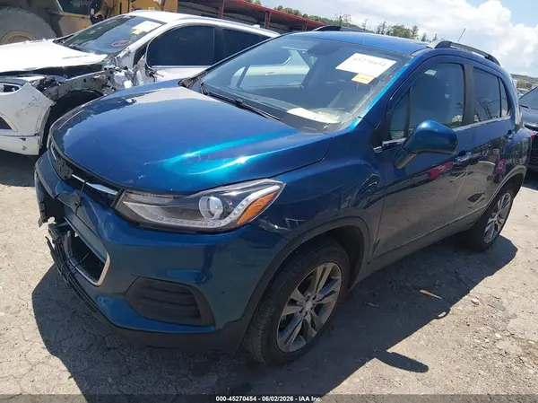3GNCJPSB7LL280662 2020 CHEVROLET TRAX - Image 2