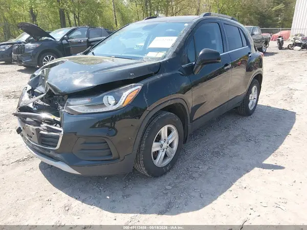 3GNCJPSB7LL301476 2020 CHEVROLET TRAX - Image 2