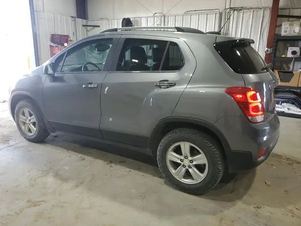 3GNCJPSB7LL314776 2020 CHEVROLET TRAX - Image 2