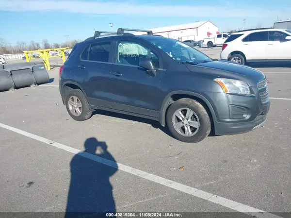 3GNCJPSB8GL122868 2016 CHEVROLET TRAX - Image 1