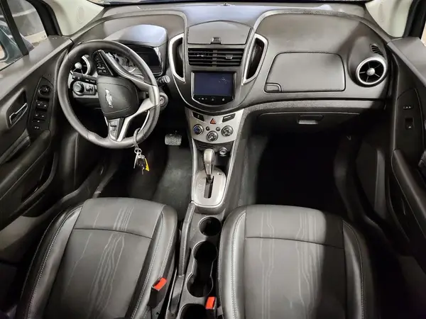3GNCJPSB8GL143767 2016 CHEVROLET TRAX - Image 8