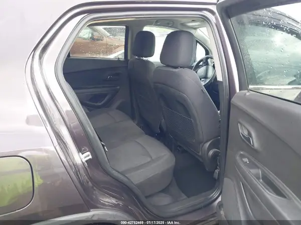 3GNCJPSB8GL165266 2016 CHEVROLET TRAX - Image 8