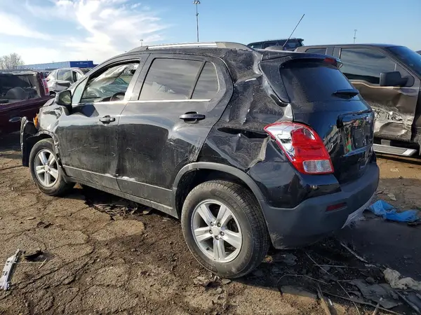 3GNCJPSB8GL196906 2016 CHEVROLET TRAX - Image 2