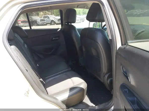 3GNCJPSB8GL226034 2016 CHEVROLET TRAX - Image 8