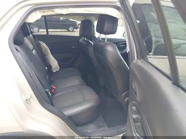 3GNCJPSB8GL239690 2016 CHEVROLET TRAX - Image 8