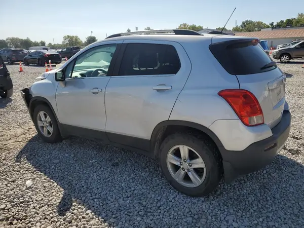 3GNCJPSB8GL267070 2016 CHEVROLET TRAX - Image 2