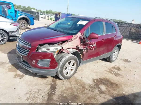 3GNCJPSB8GL275699 2016 CHEVROLET TRAX - Image 2