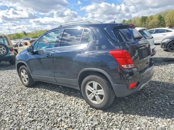 3GNCJPSB8HL141986 2017 CHEVROLET TRAX - Image 2