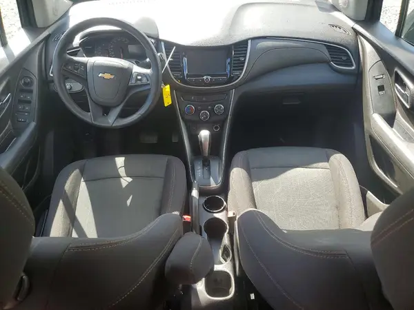 3GNCJPSB8HL141986 2017 CHEVROLET TRAX - Image 8