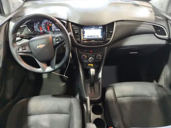 3GNCJPSB8HL167665 2017 CHEVROLET TRAX - Image 8
