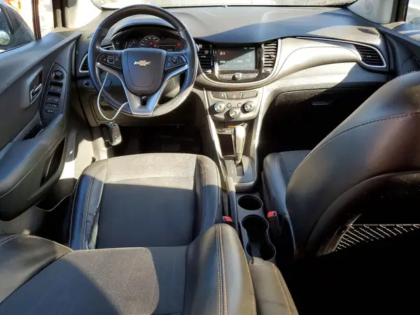 3GNCJPSB8HL177225 2017 CHEVROLET TRAX - Image 8