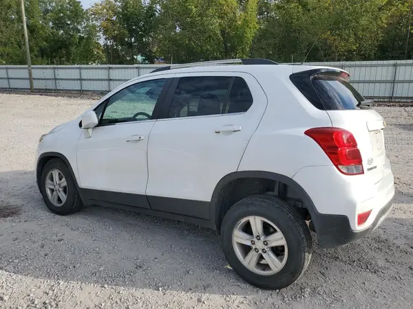 3GNCJPSB8HL222776 2017 CHEVROLET TRAX - Image 2