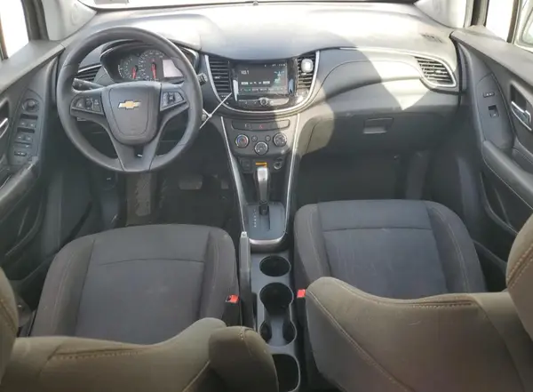 3GNCJPSB8HL222776 2017 CHEVROLET TRAX - Image 8