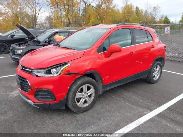 3GNCJPSB8HL240615 2017 CHEVROLET TRAX - Image 2