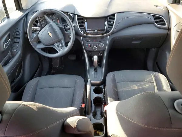 3GNCJPSB8HL272318 2017 CHEVROLET TRAX - Image 8