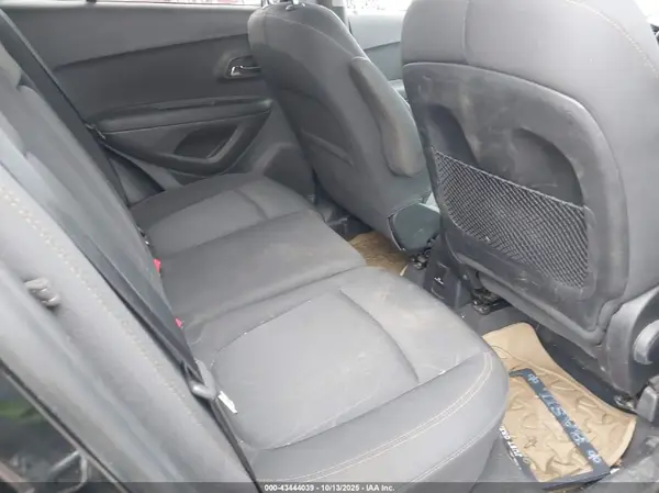 3GNCJPSB8HL279110 2017 CHEVROLET TRAX - Image 8